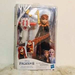NIB - Disney Frozen 2 Anna Hair styler